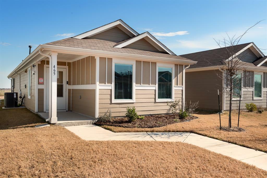 Property Photo:  465 Corsair Way  TX 75125 