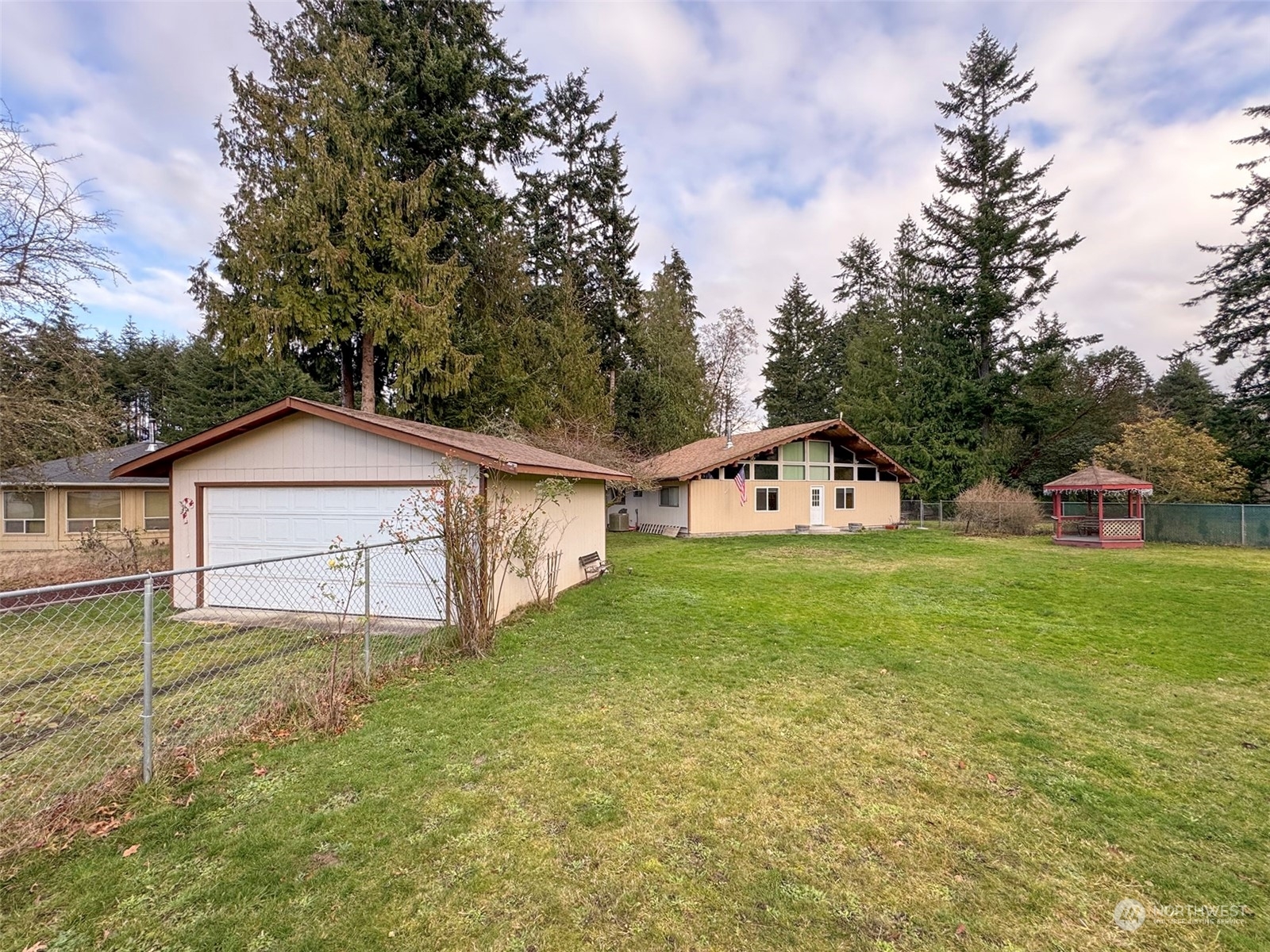 Property Photo:  260 N Solmar Drive  WA 98382 