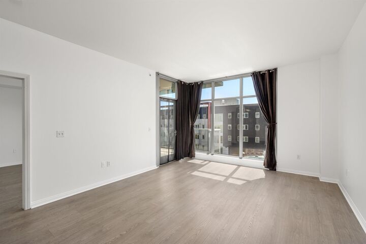 Property Photo:  206 Park Blvd 606  CA 92101 