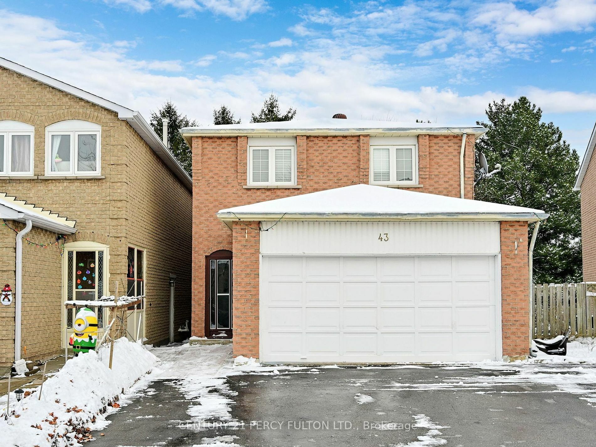 43 William Honey Cres  Markham ON L3S 2L2 photo