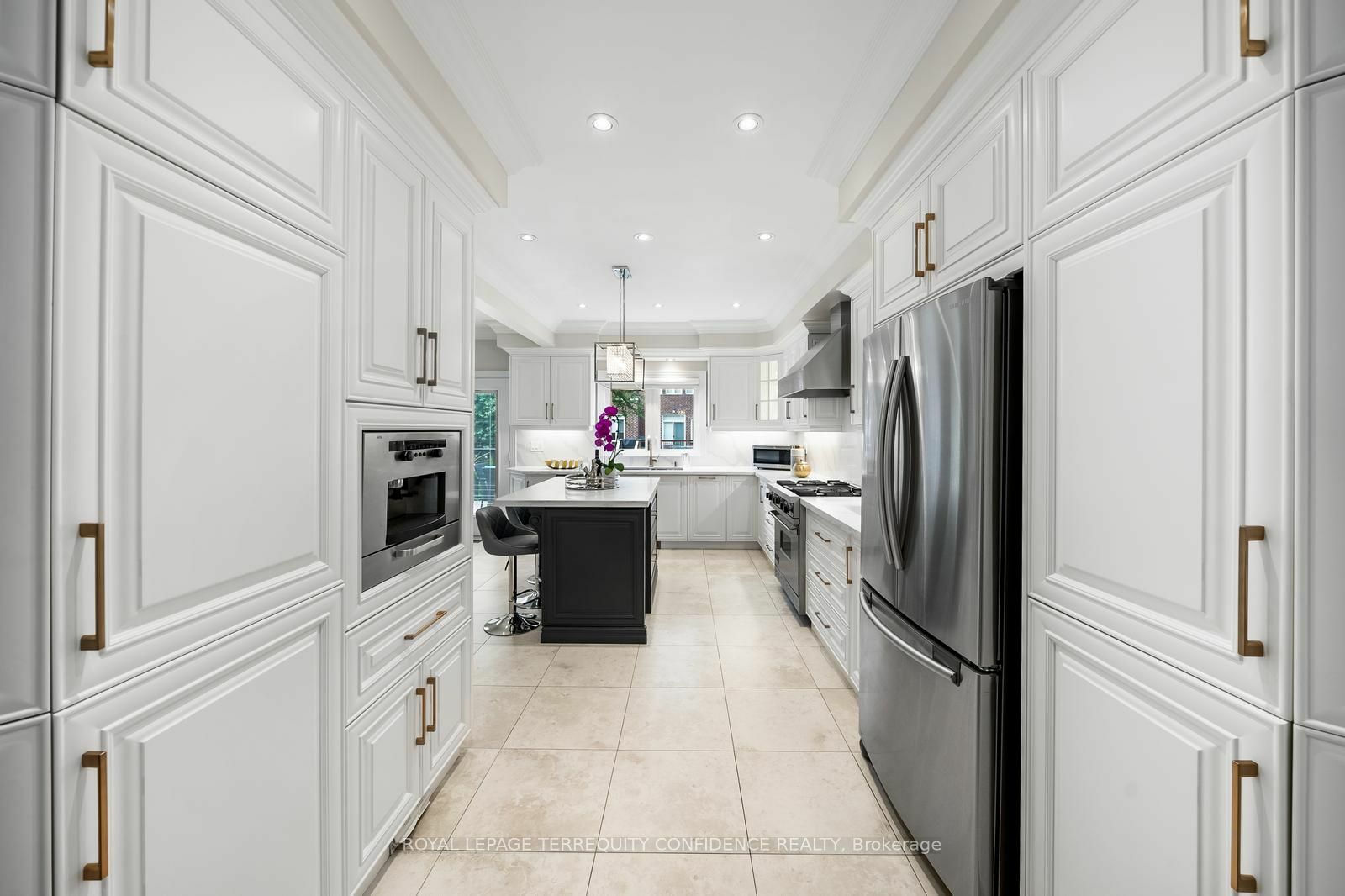 Property Photo: 635 St Germain Ave ON M5M 1X8