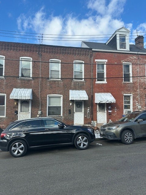 Property Photo:  3501-3503 Leech St  PA 15201 