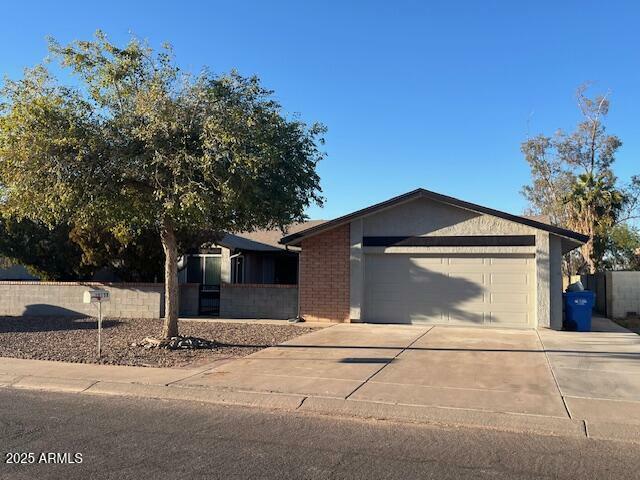 10138 W Highland Avenue  Phoenix AZ 85037 photo