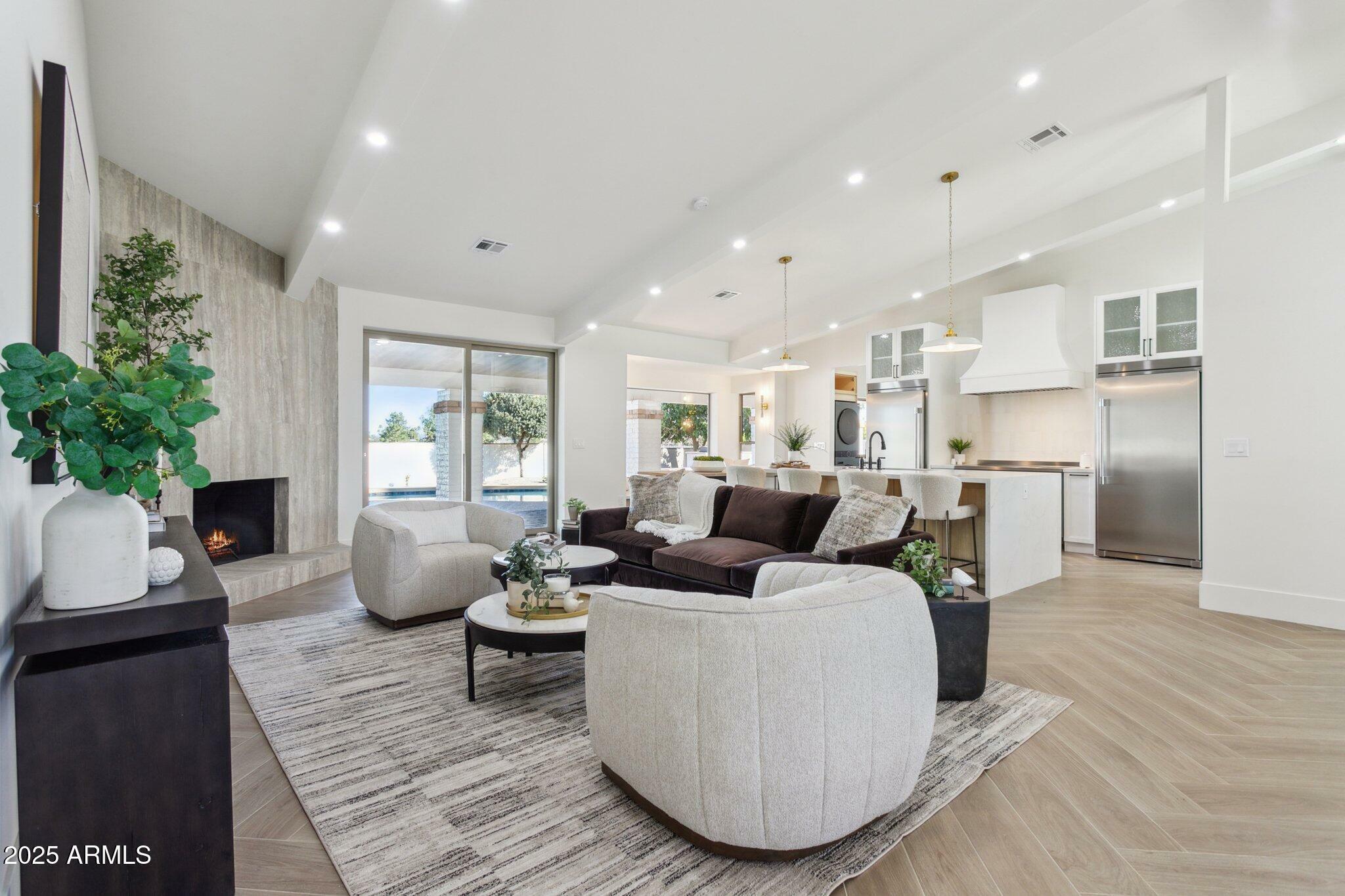 Property Photo: 9031 N 83rd Way AZ 85258