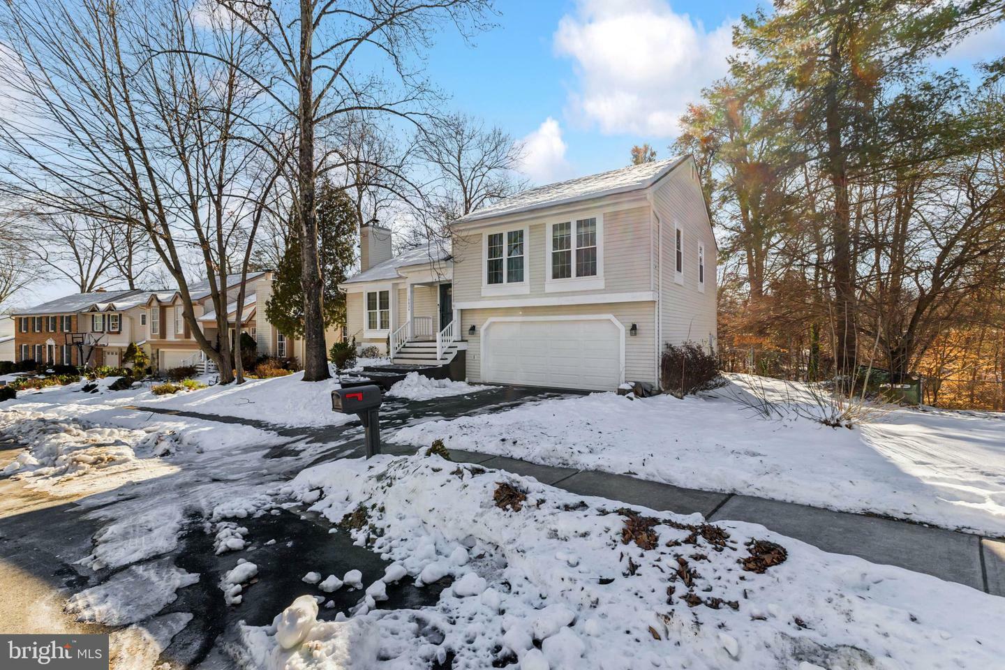 Property Photo:  10634 John Ayres Drive  VA 22032 