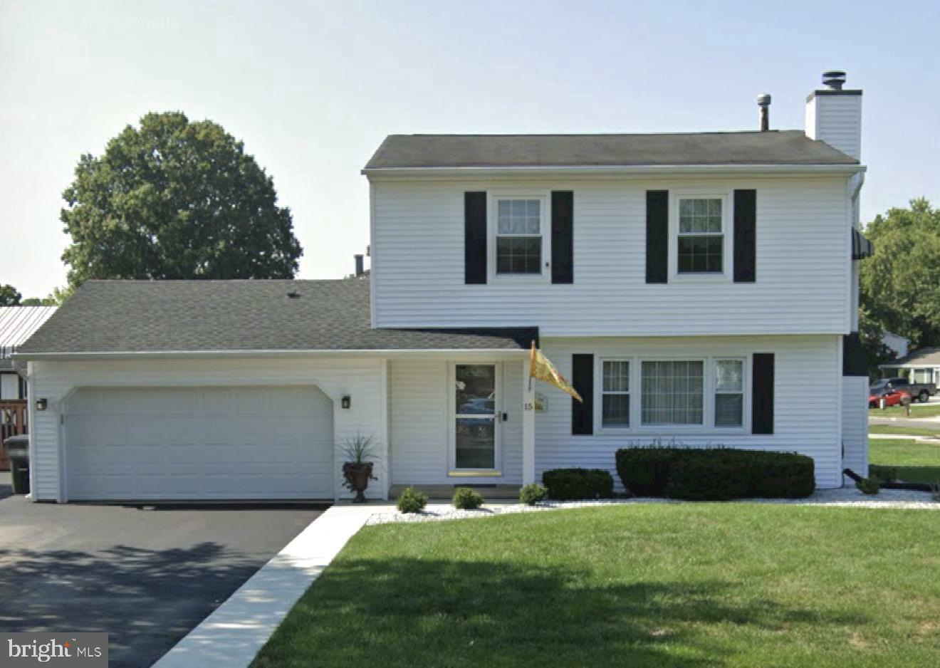 Property Photo:  15 Lilac Drive  NJ 08638 