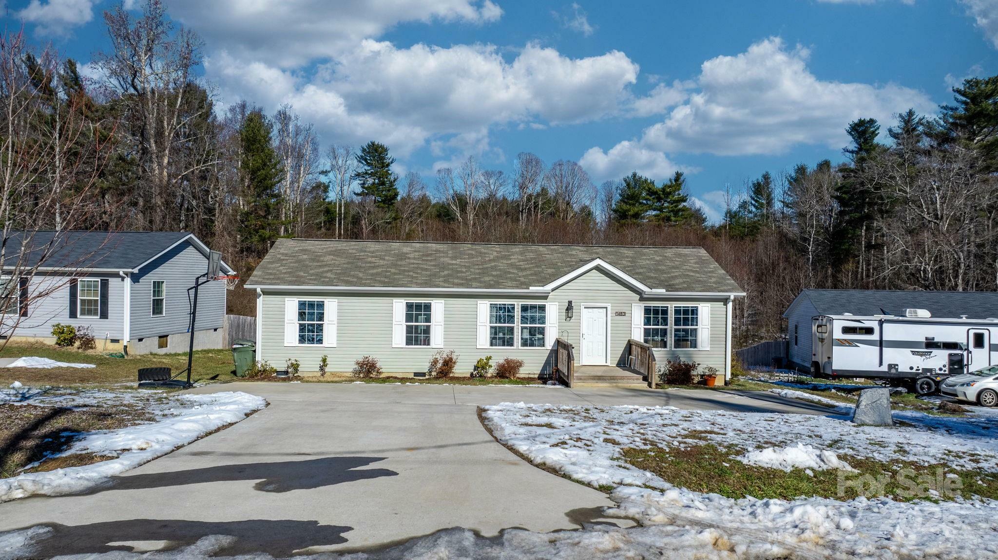 Property Photo:  1483 Howard Gap Loop Road  NC 28731 