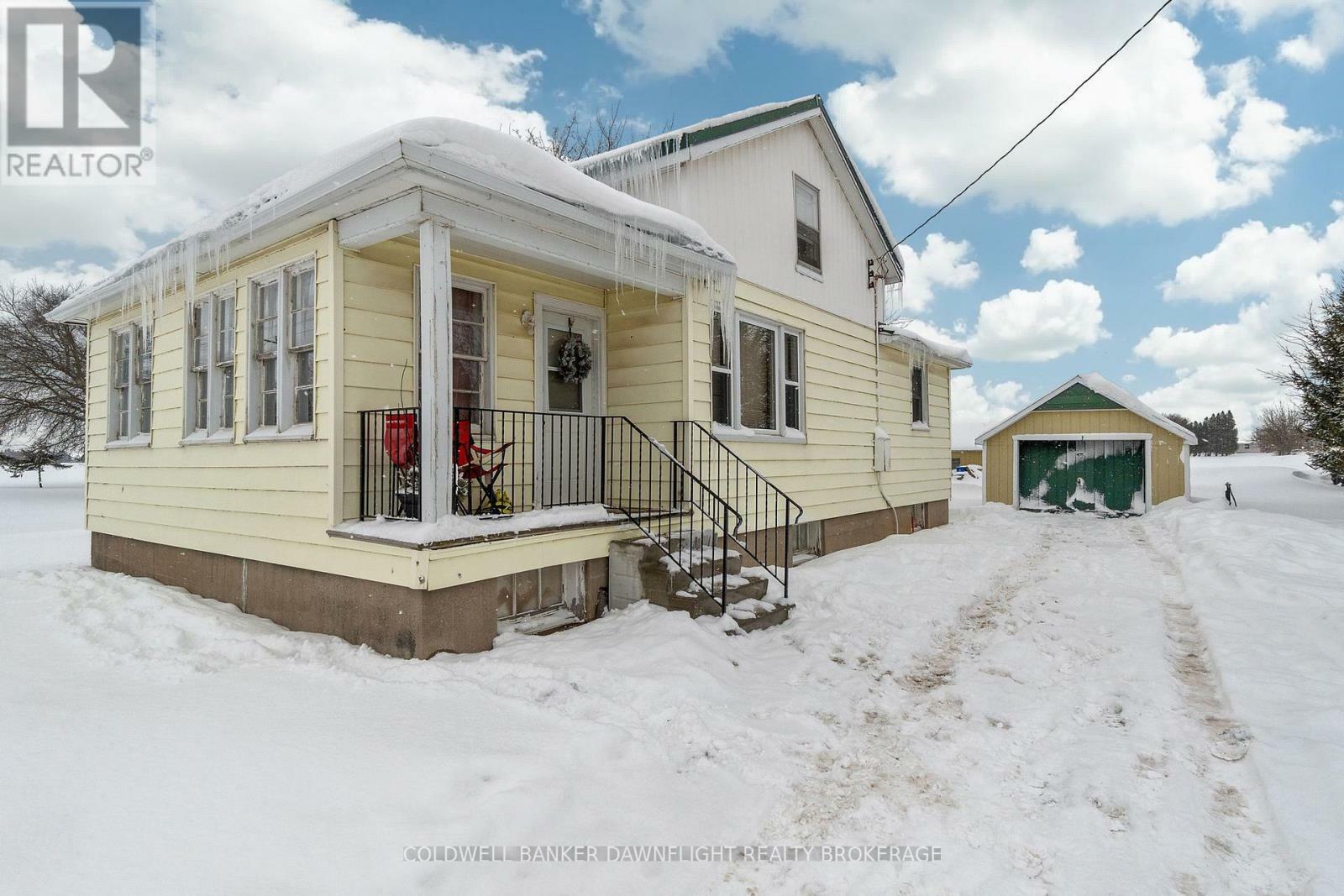 Property Photo:  41574 Kirkton Road  ON N0K 2A0 