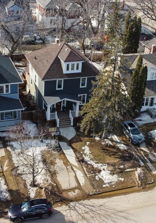 Property Photo: 151 5th Street Southeast MB R1N 1H4