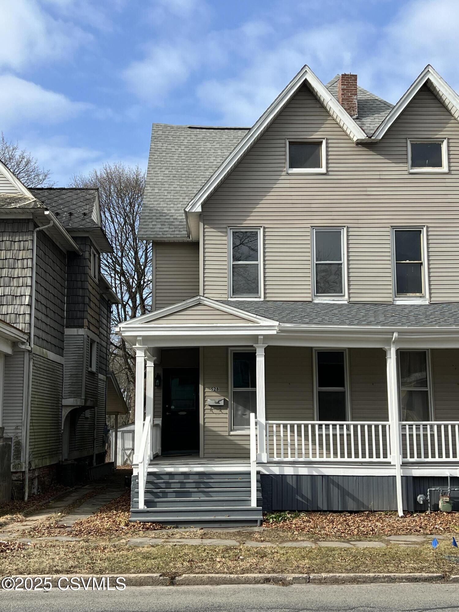 Property Photo:  528 N Front Street  PA 17847 