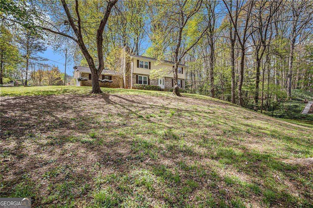 Property Photo:  620 Oakstone Way  GA 30075 