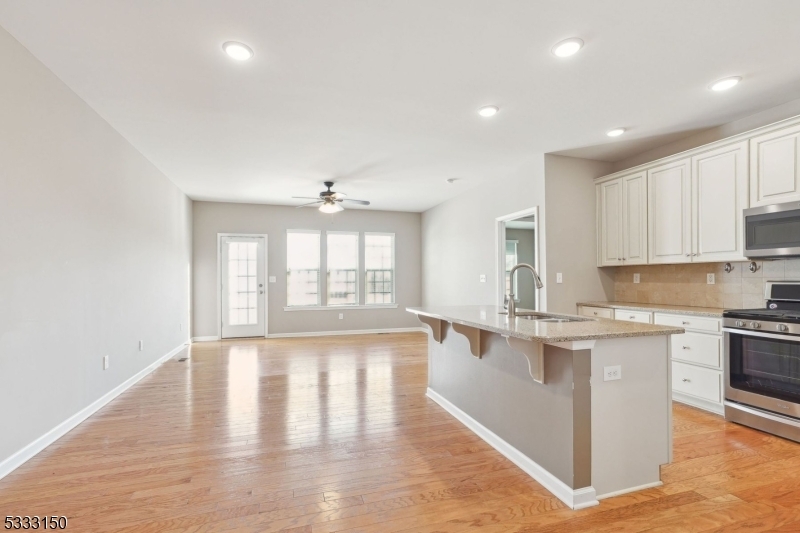 Property Photo:  28 Albert Ct  NJ 07869 