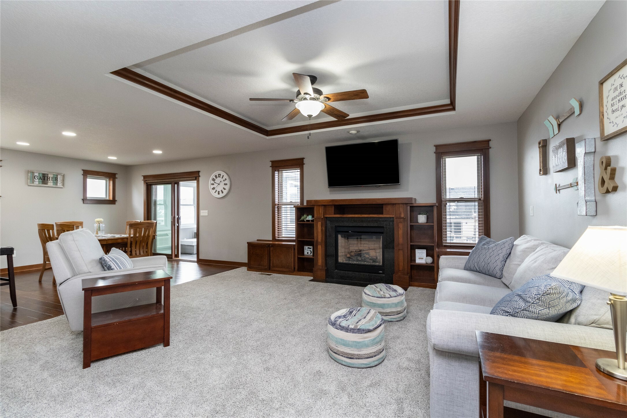 Property Photo:  200 NW 23rd Court  IA 50111 