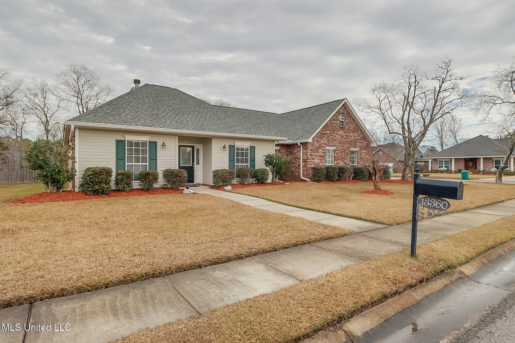 Property Photo: 13360 Greenwich Cove MS 39503