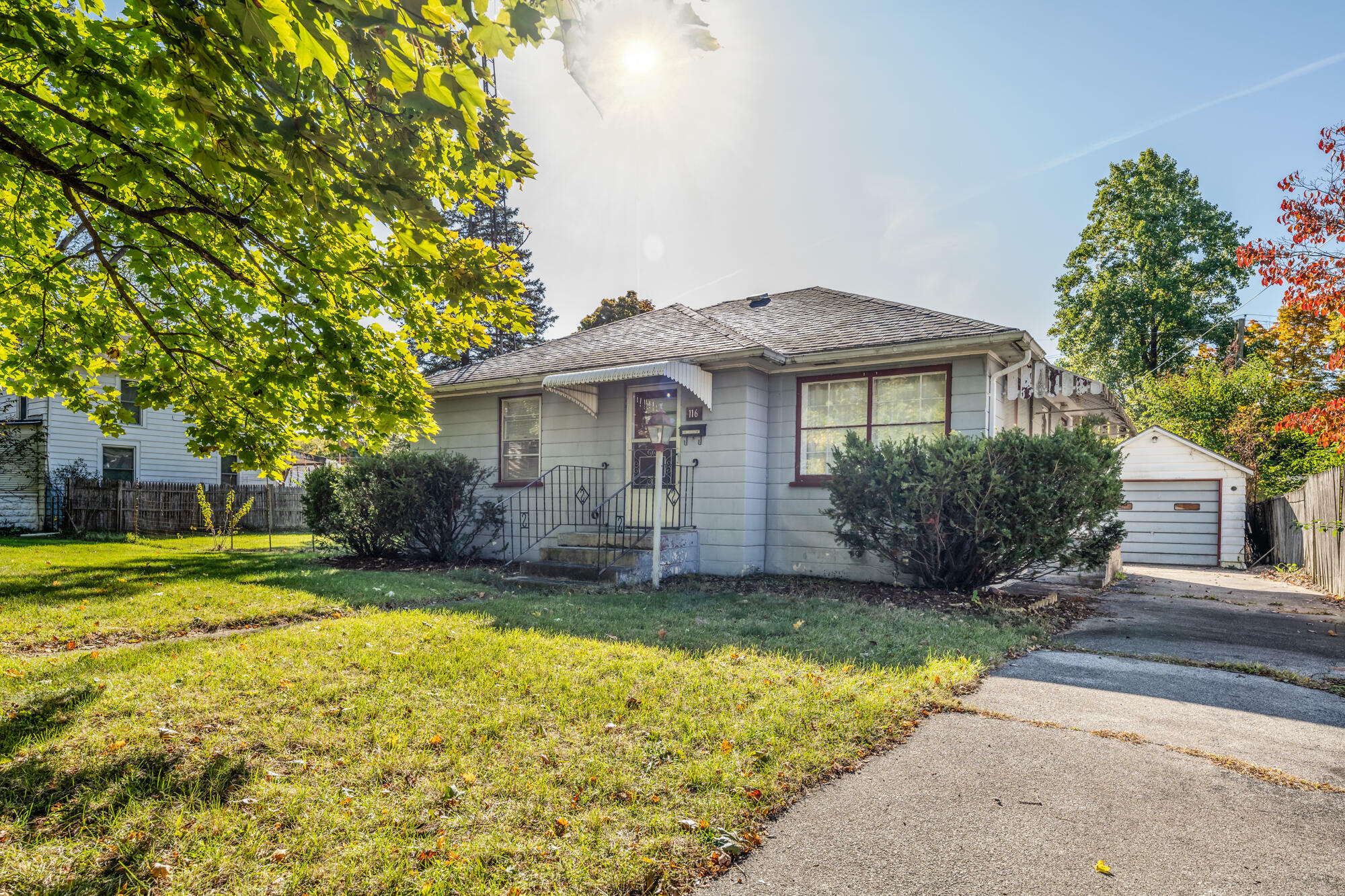 116 Sherwood Street  Dowagiac MI 49047 photo