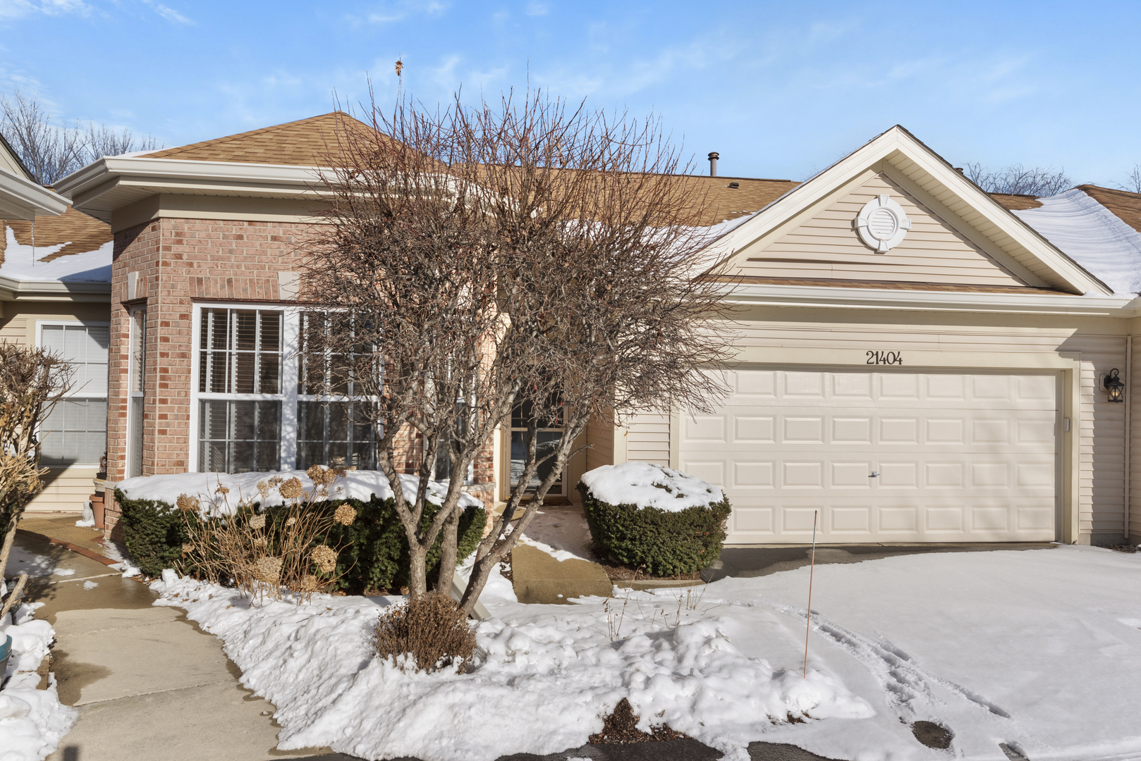 Property Photo:  21404 W Juniper Lane Na  IL 60544 