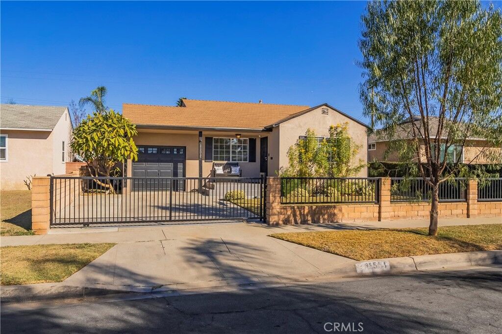Property Photo:  11513 Claymore Street  CA 90670 