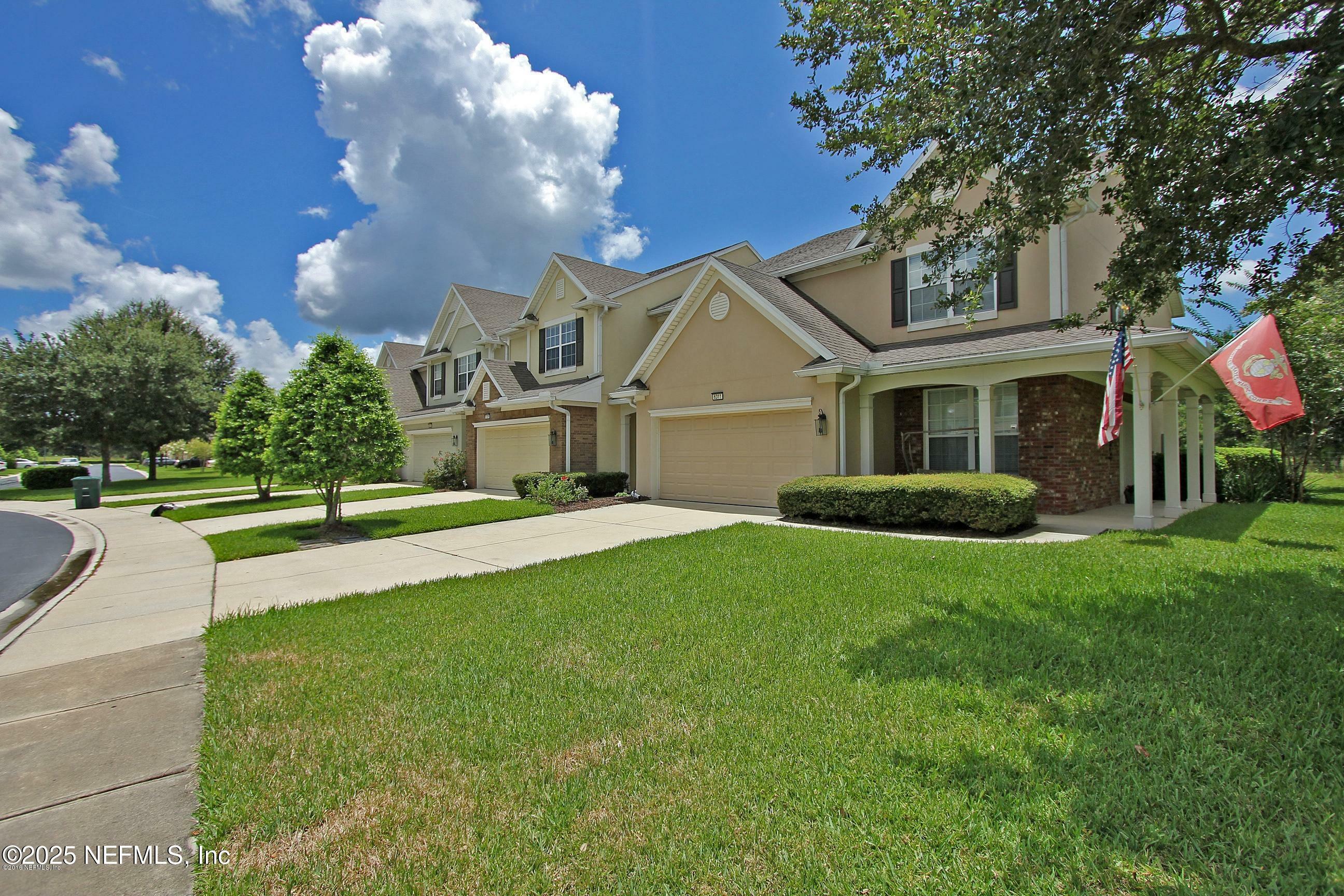 Property Photo:  6311 Autumn Berry Circle  FL 32258 