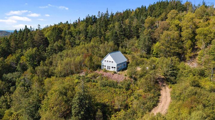 Property Photo: 2367 Two Islands Road NS B0M 1S0