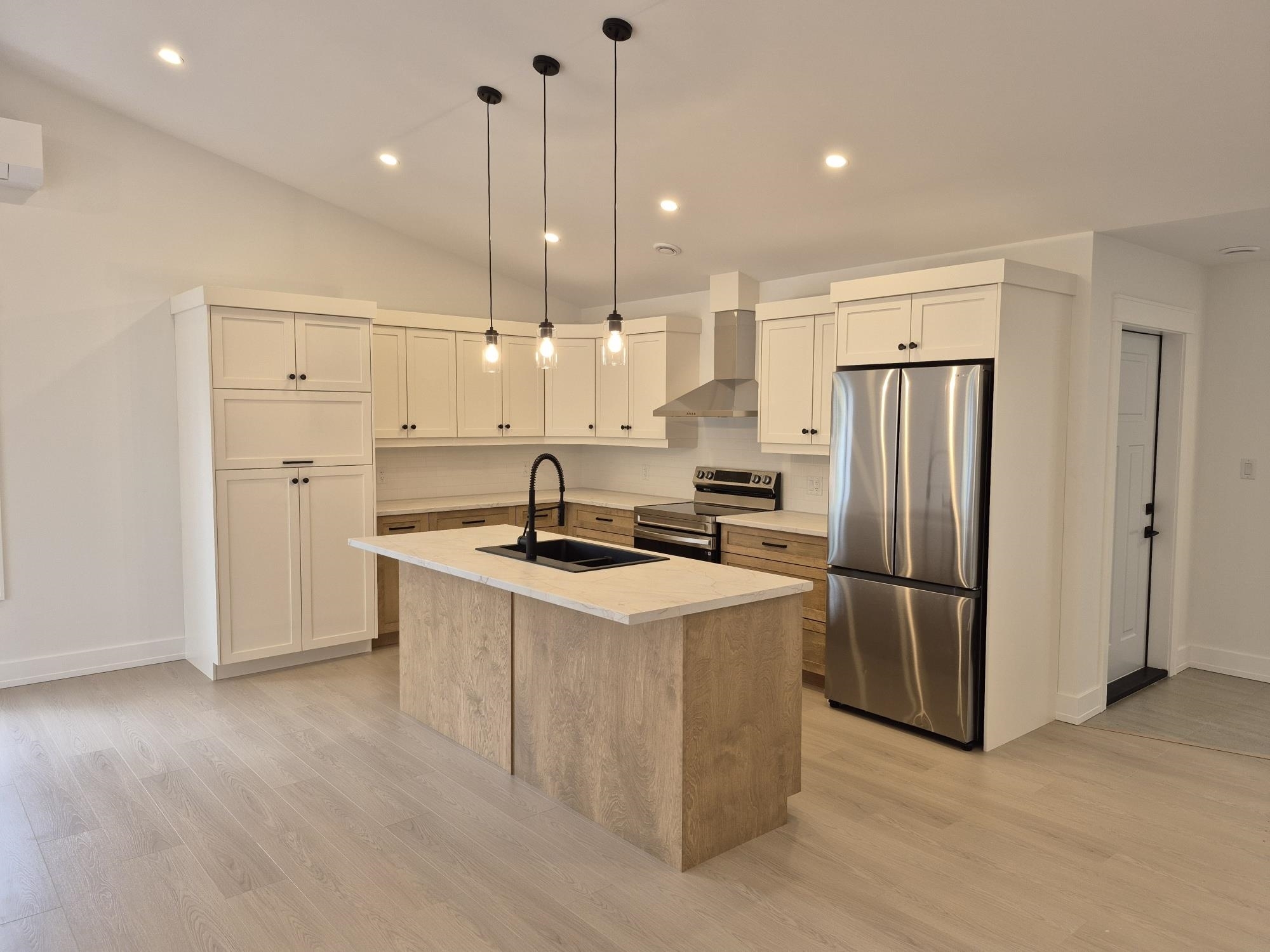 Property Photo: 156 Key Avenue PE C1N 6G3