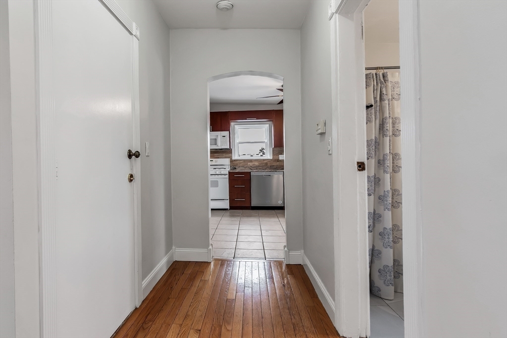 Property Photo:  11 Faxon St. B3  MA 02458 