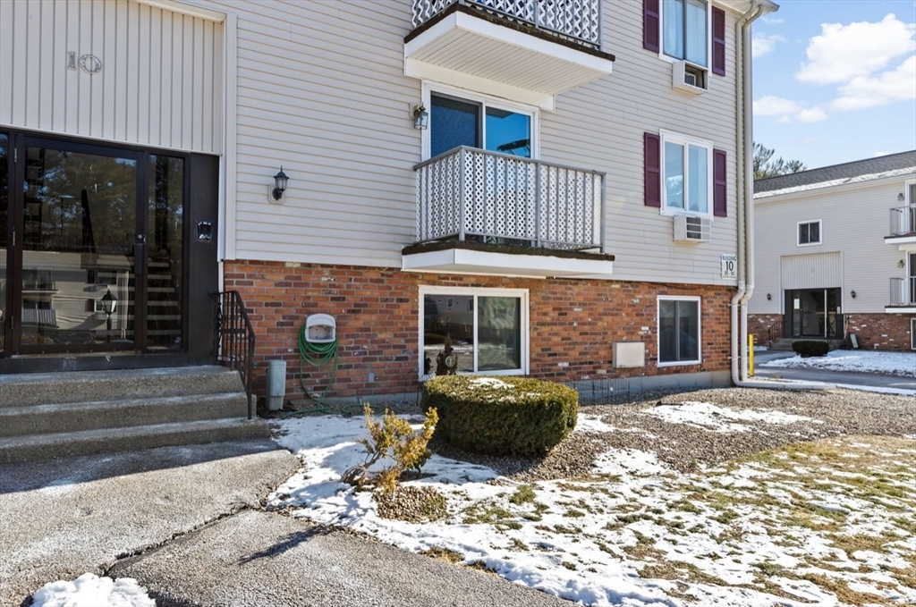 Property Photo:  10 Royal Dane Dr 89  MA 02050 