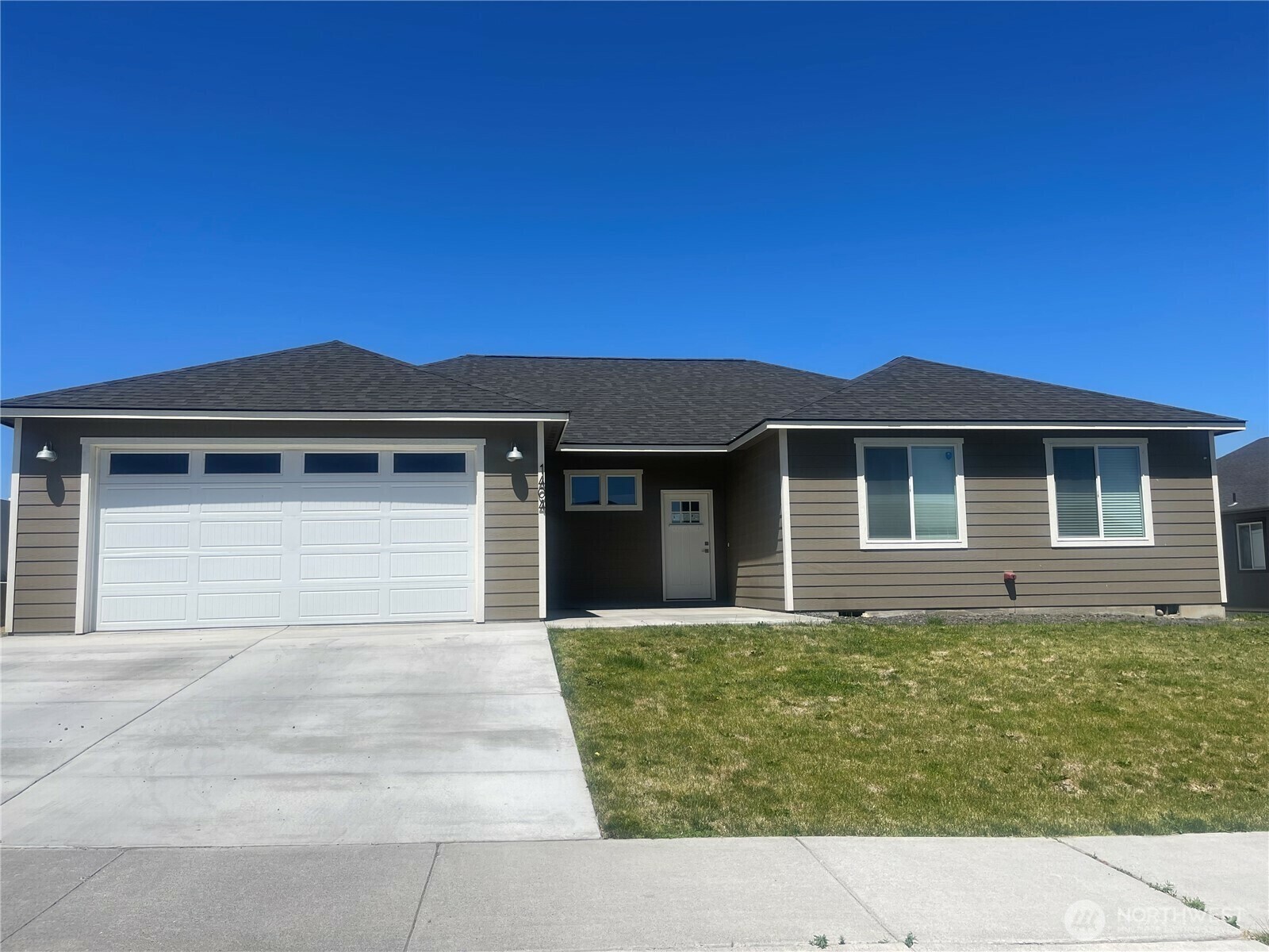 1404 W Century Street  Moses Lake WA 98837 photo