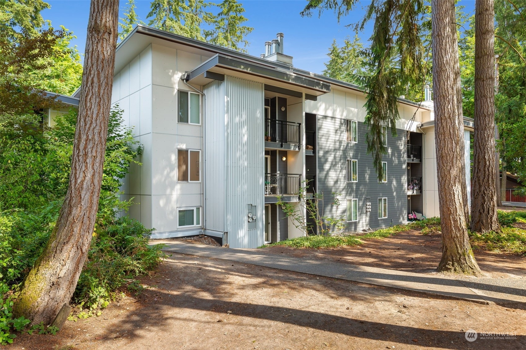 Property Photo:  14620 NE 31st Street E202  WA 98007 