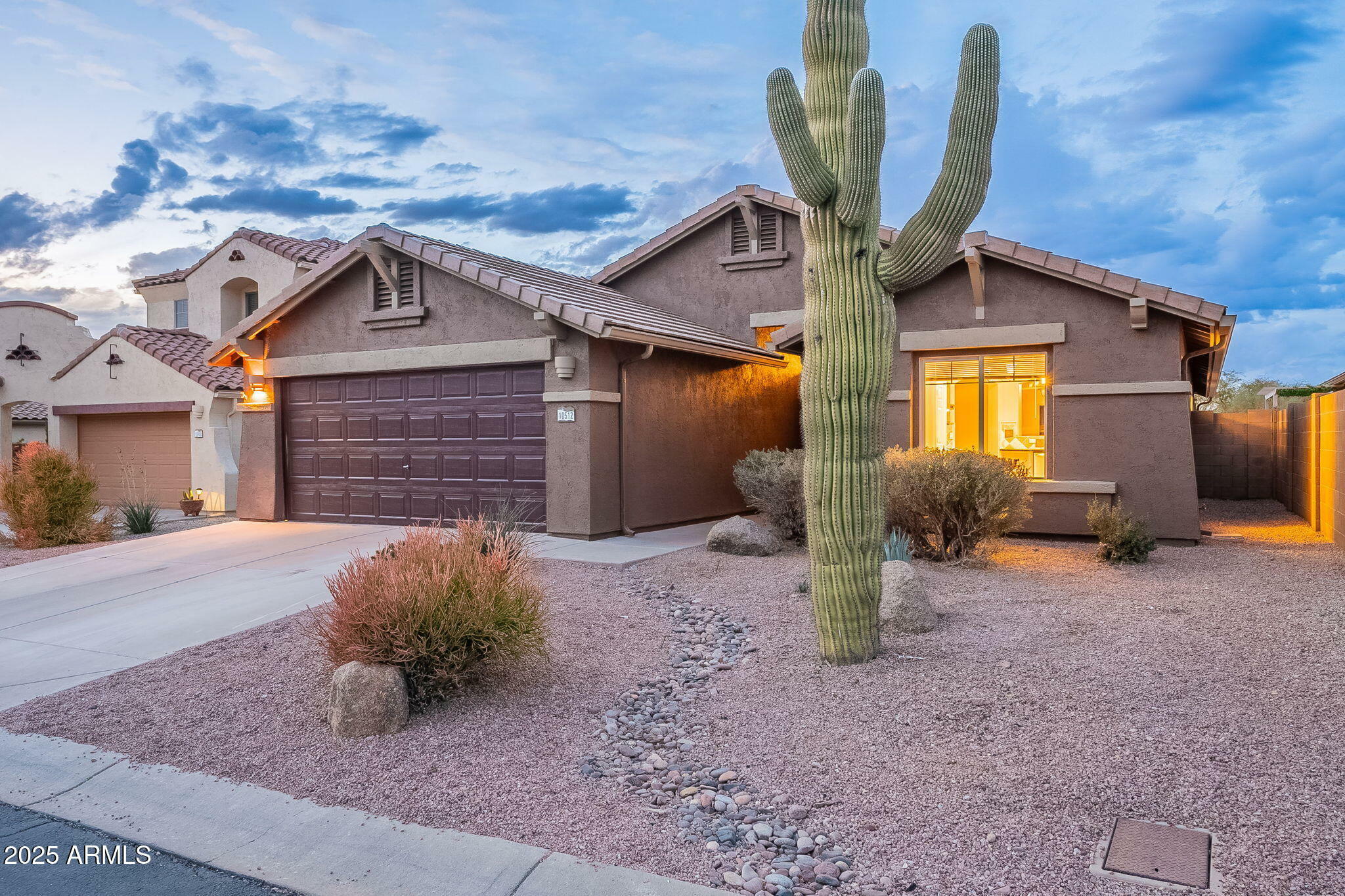 Property Photo:  10512 E Dutchmans Trail  AZ 85118 