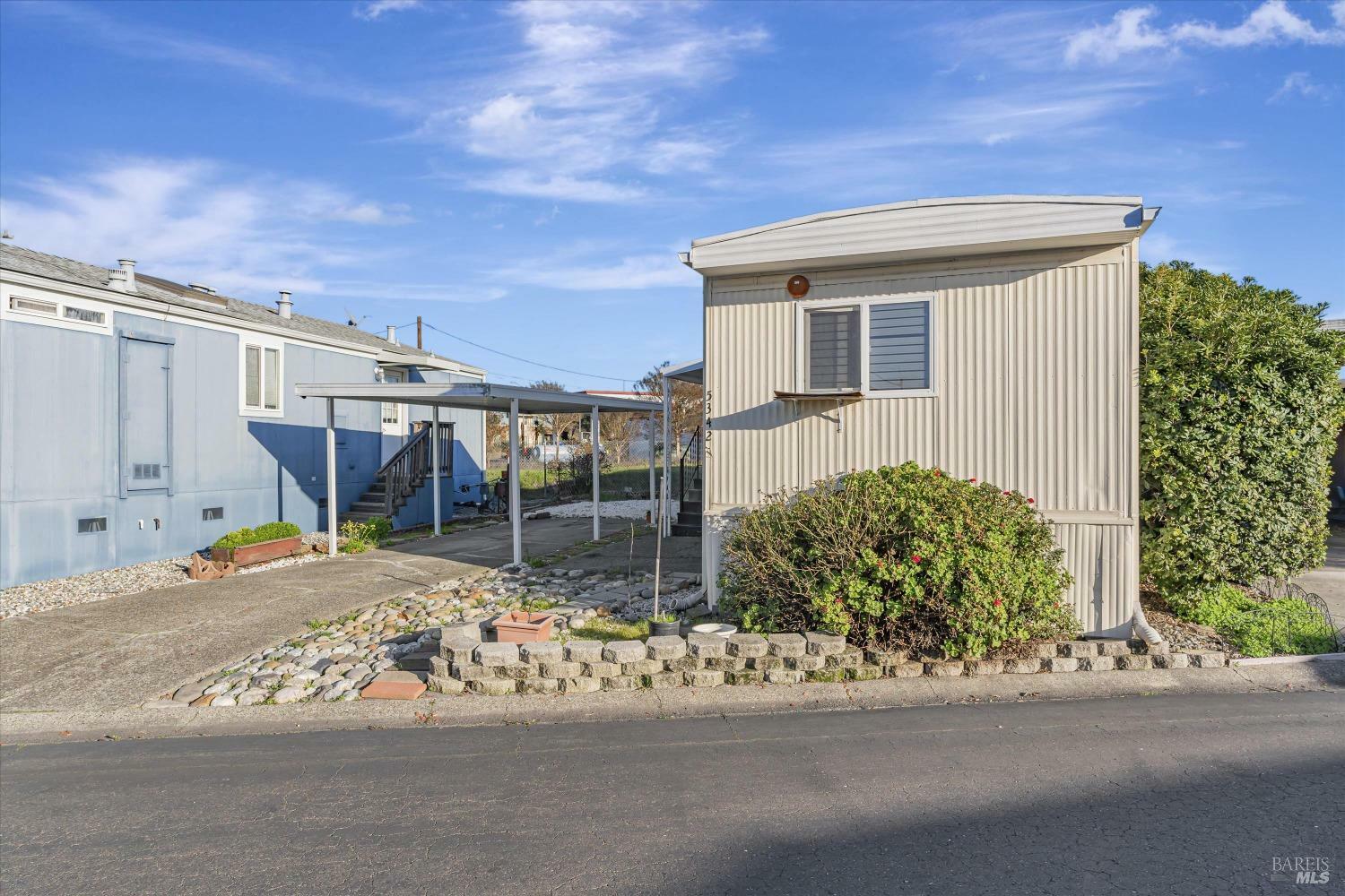 Property Photo: 5342 Rexford Way CA 95403