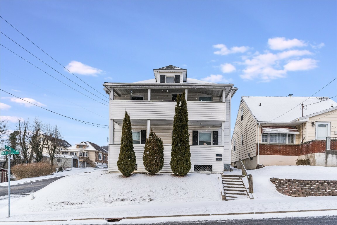 Property Photo:  601 Oak Hill Avenue  NY 13760 