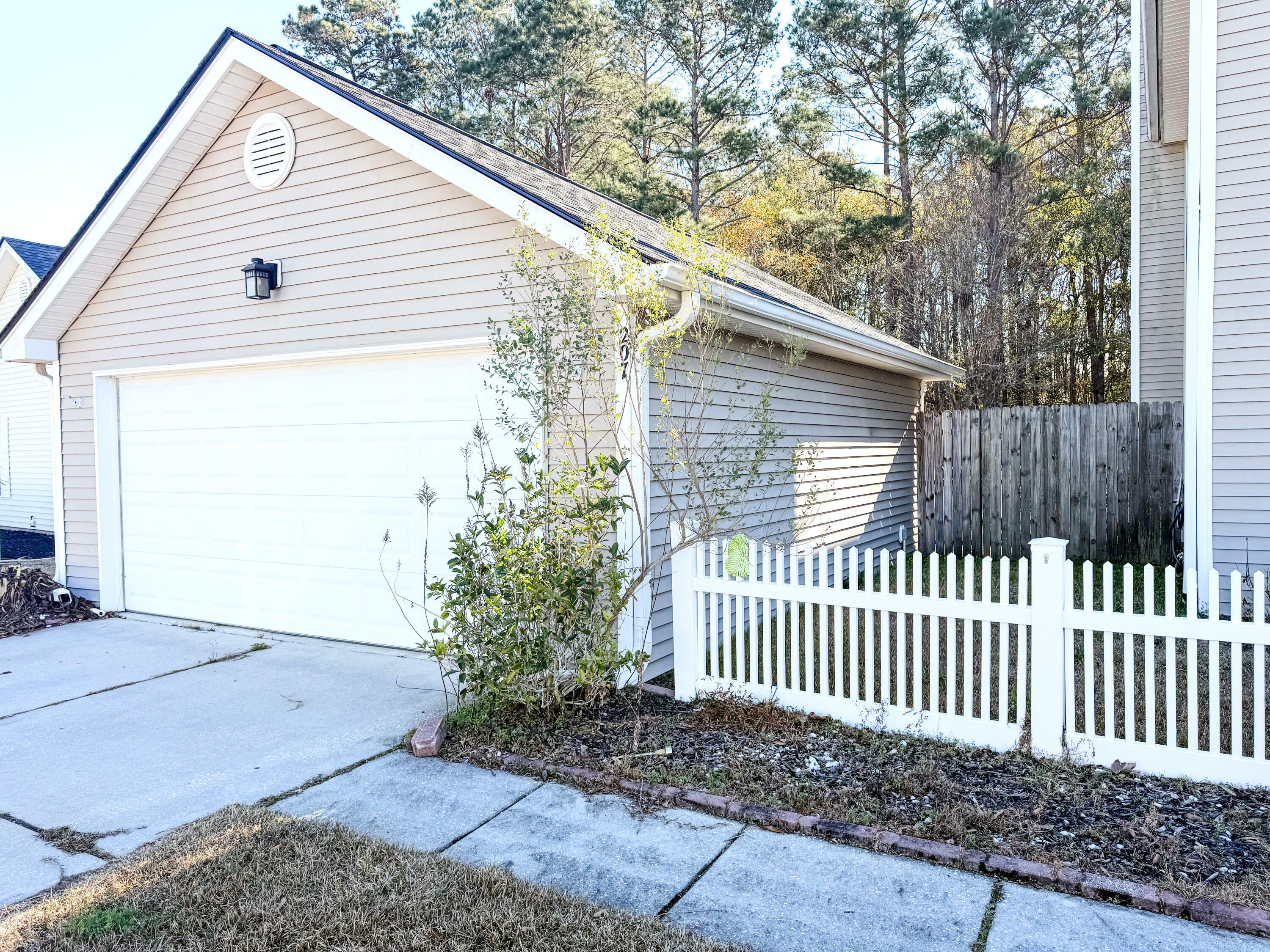 Property Photo:  207 Moon Dance Lane  SC 29483 