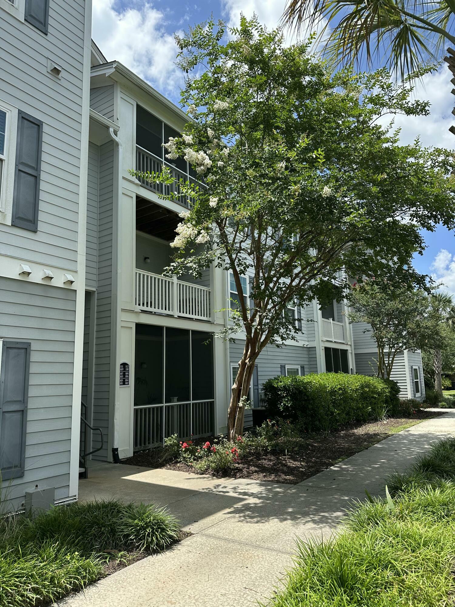1300 Park West Boulevard # 110  Mount Pleasant SC 29466 photo