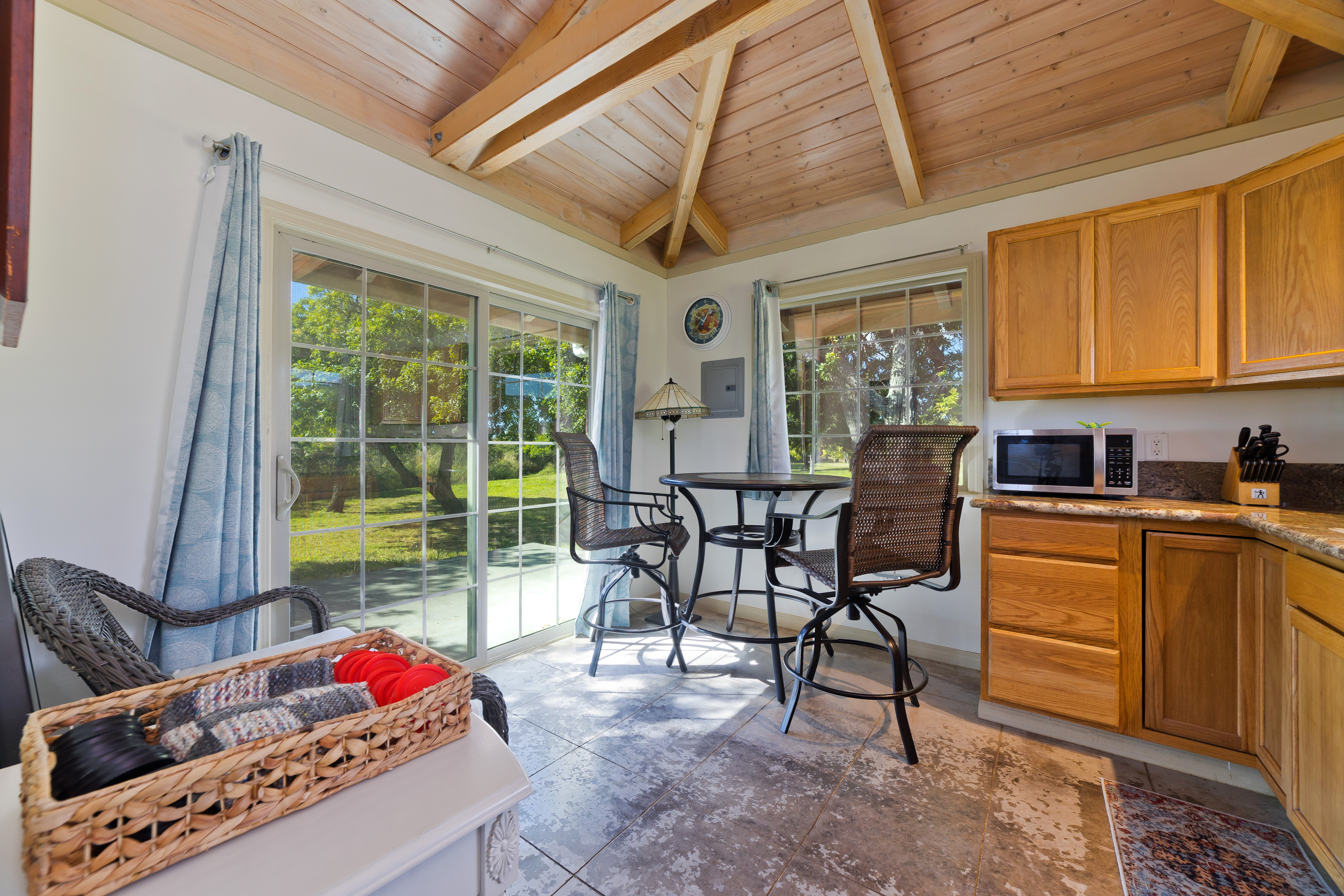 Property Photo:  95-6253 Makai St  HI 96772 