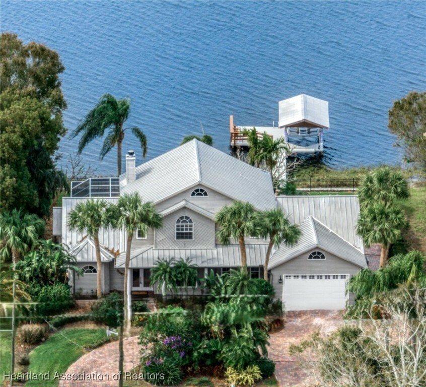 Property Photo:  3081 Lakeview Drive  FL 33870 