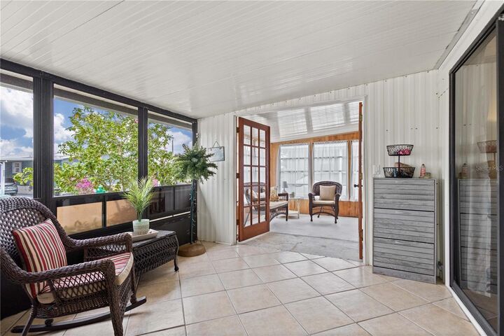 Property Photo: 2100 Kings Highway 881 FL 33980