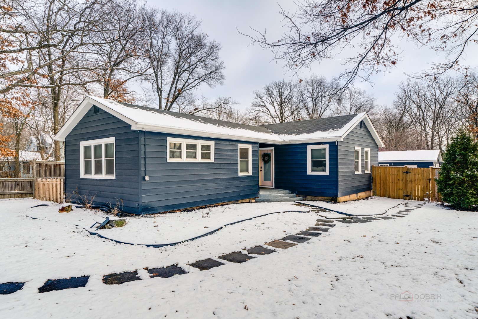 Property Photo:  75 S 1st Street  IL 60031 