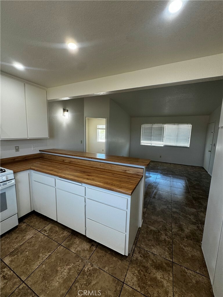 Property Photo: 73445 Sunnyvale Drive 3 CA 92277