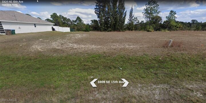 Property Photo:  3309 NE 15th Place  FL 33909 