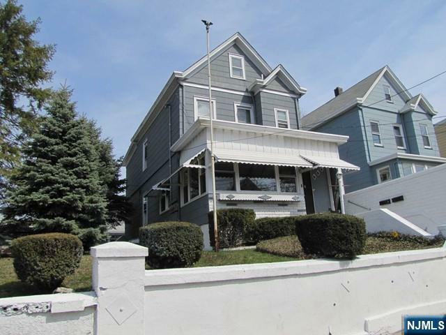 Property Photo:  601 Hoboken Road 2  NJ 07072 