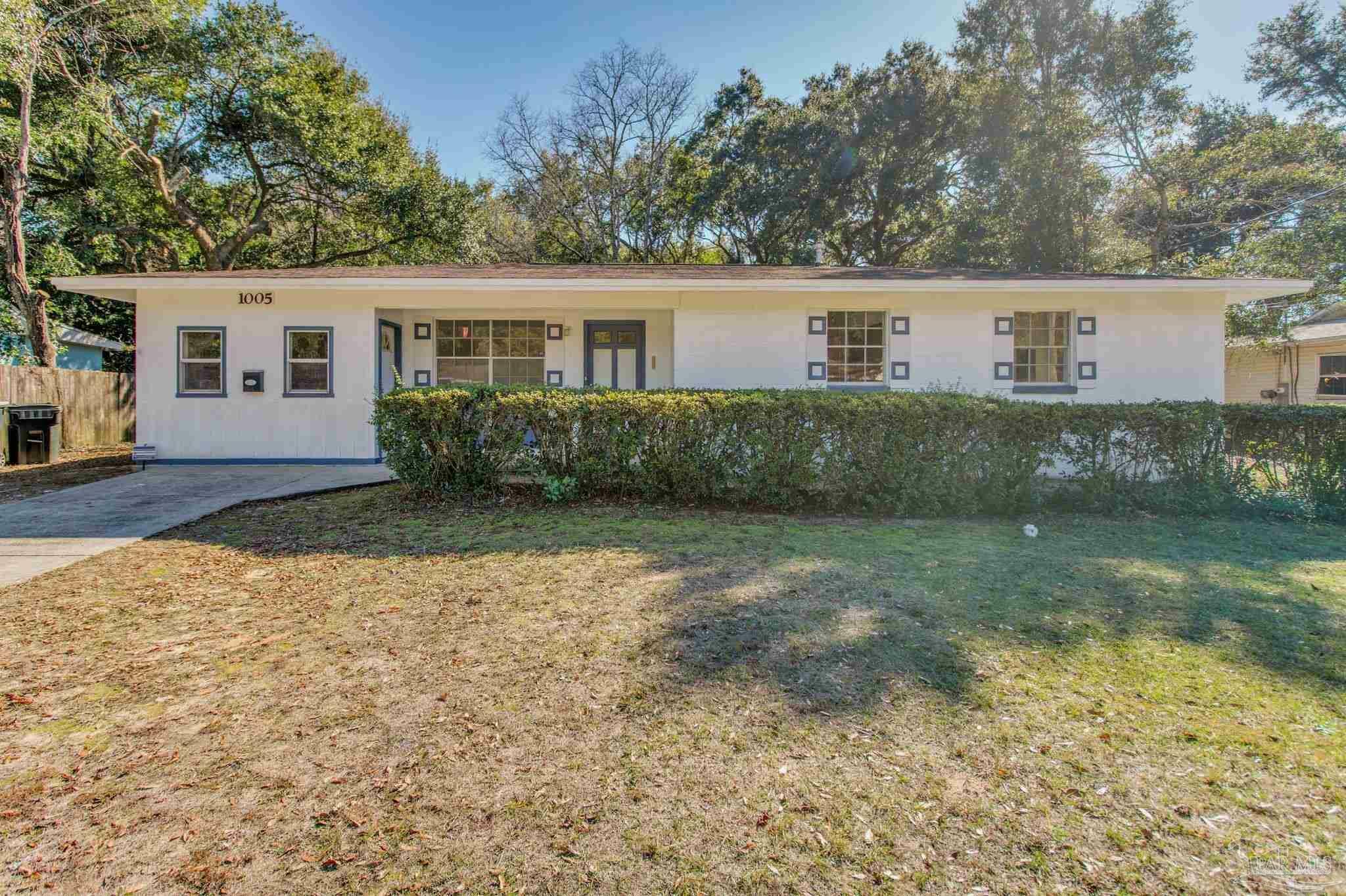 Property Photo:  1005 Belair Rd  FL 32505 