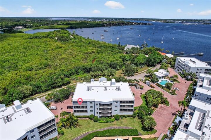 Property Photo:  1160 SW Chapman Way 204  FL 34990 