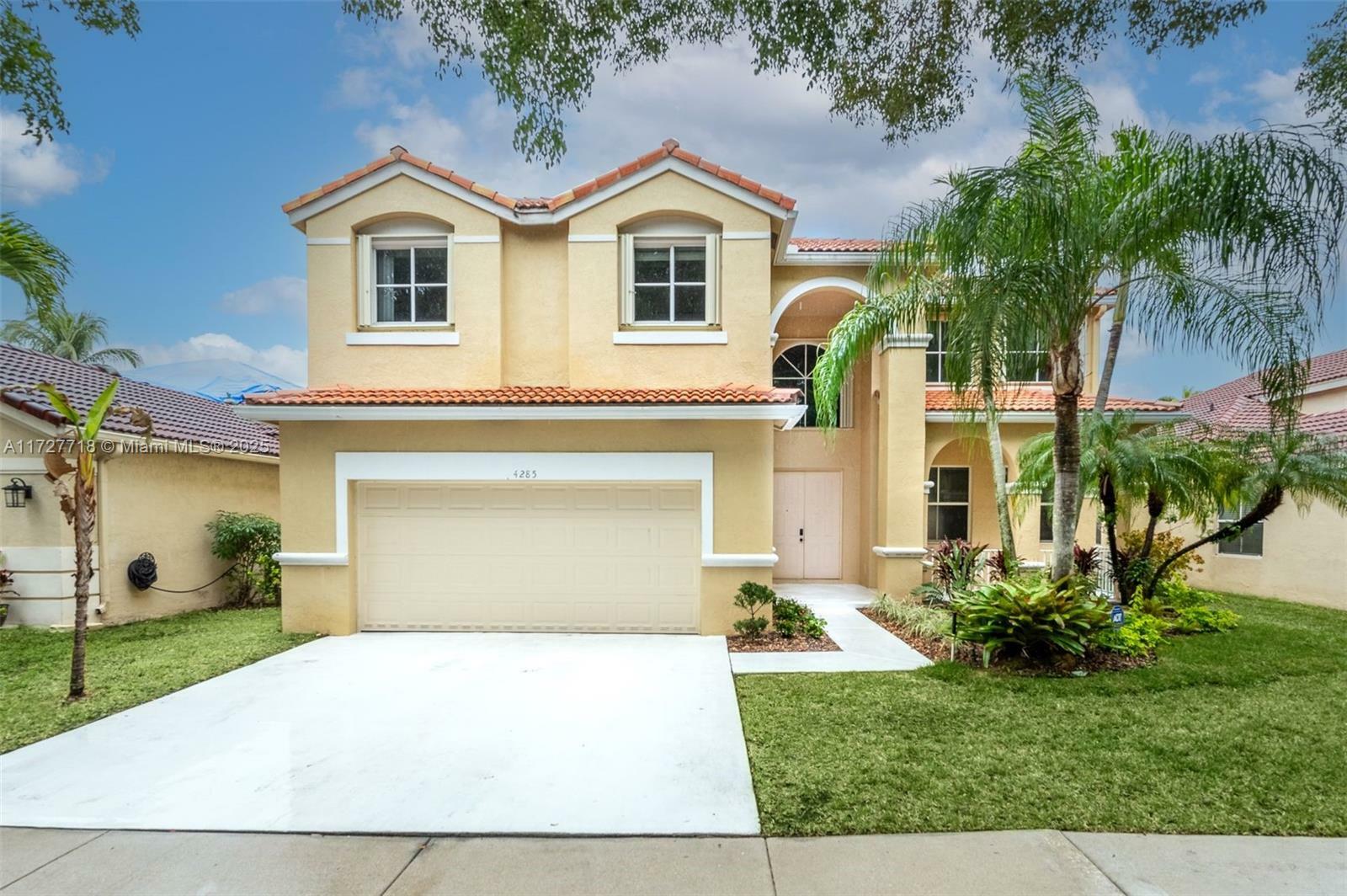 Property Photo:  4285 Fox Ridge Dr  FL 33331 