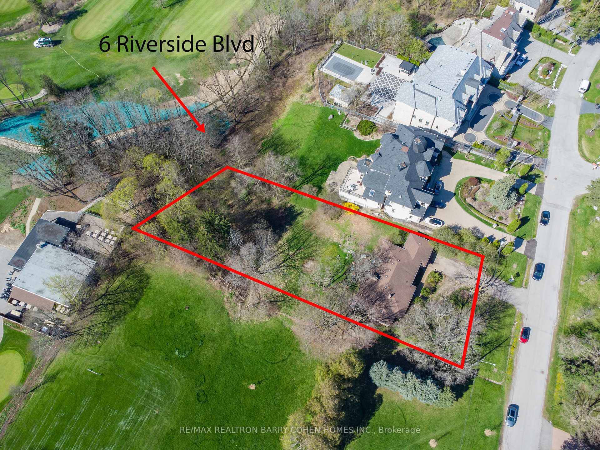 Property Photo: 6 Riverside Blvd ON L4J 1H3
