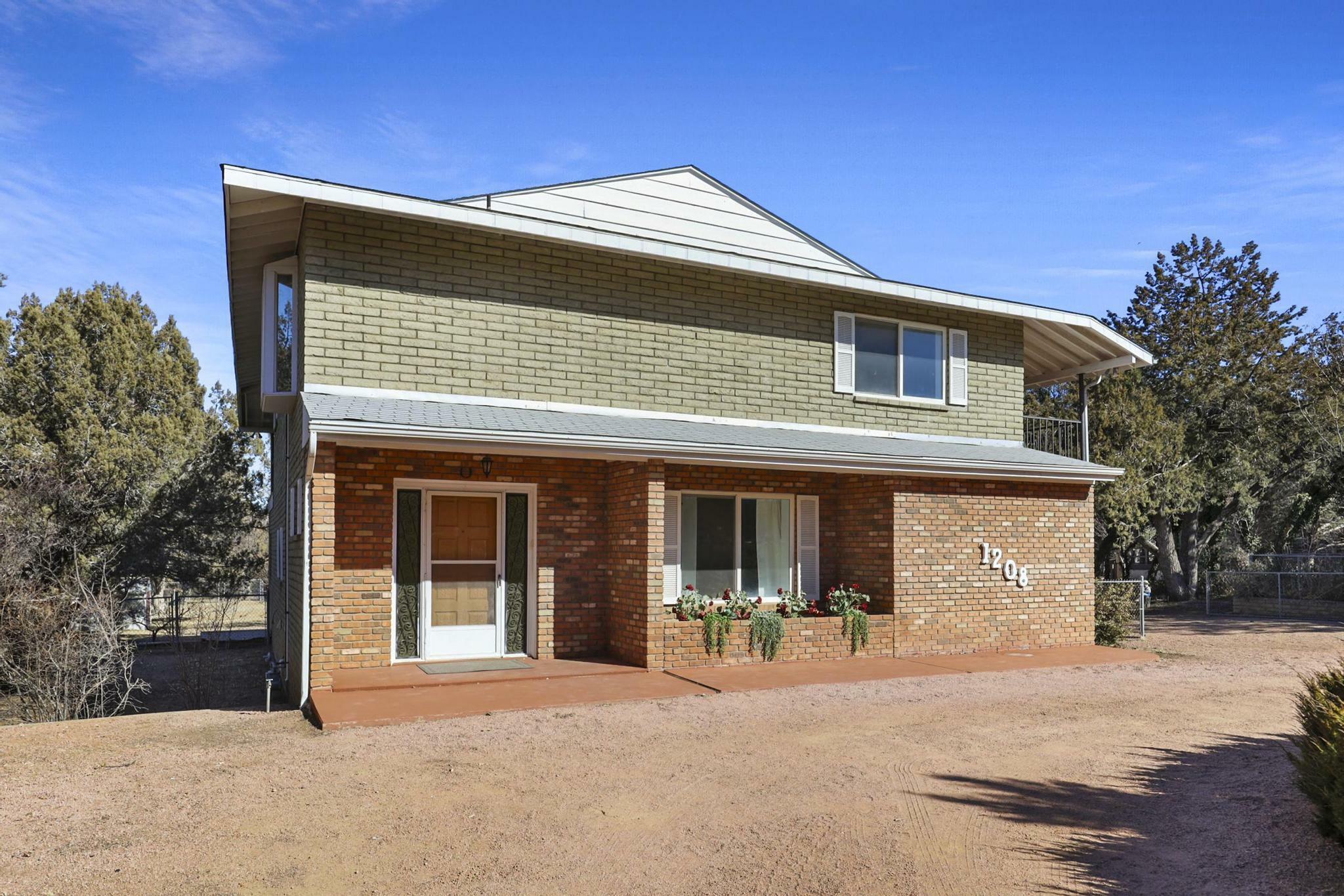 Property Photo: 1208 W Random Way AZ 85541