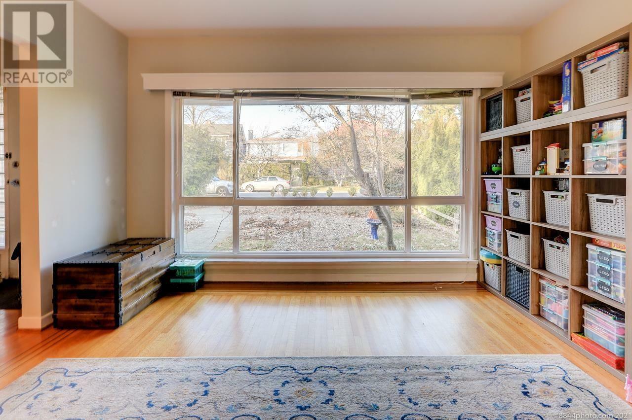 Property Photo:  2016 West 48th Avenue  BC V6M 2P3 