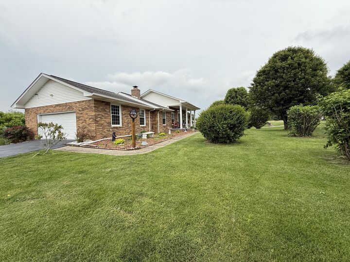 Property Photo:  451 Parkside Road  KY 40744 