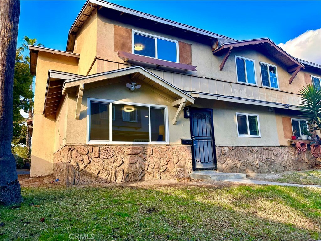 Property Photo:  11 Wells Fargo Lane  CA 90745 