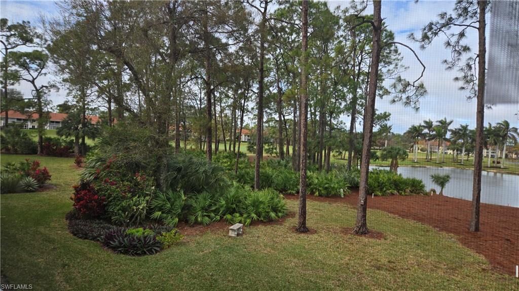 Property Photo: 5965 Bloomfield Cir B208 FL 34112