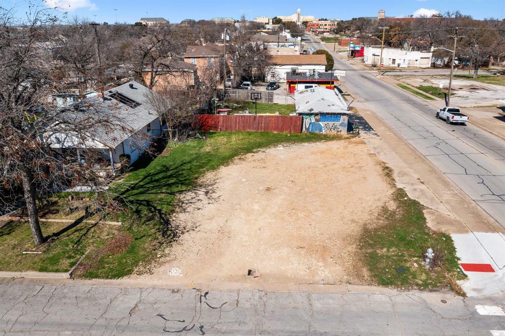 Property Photo:  3129 Avenue K  TX 76105 